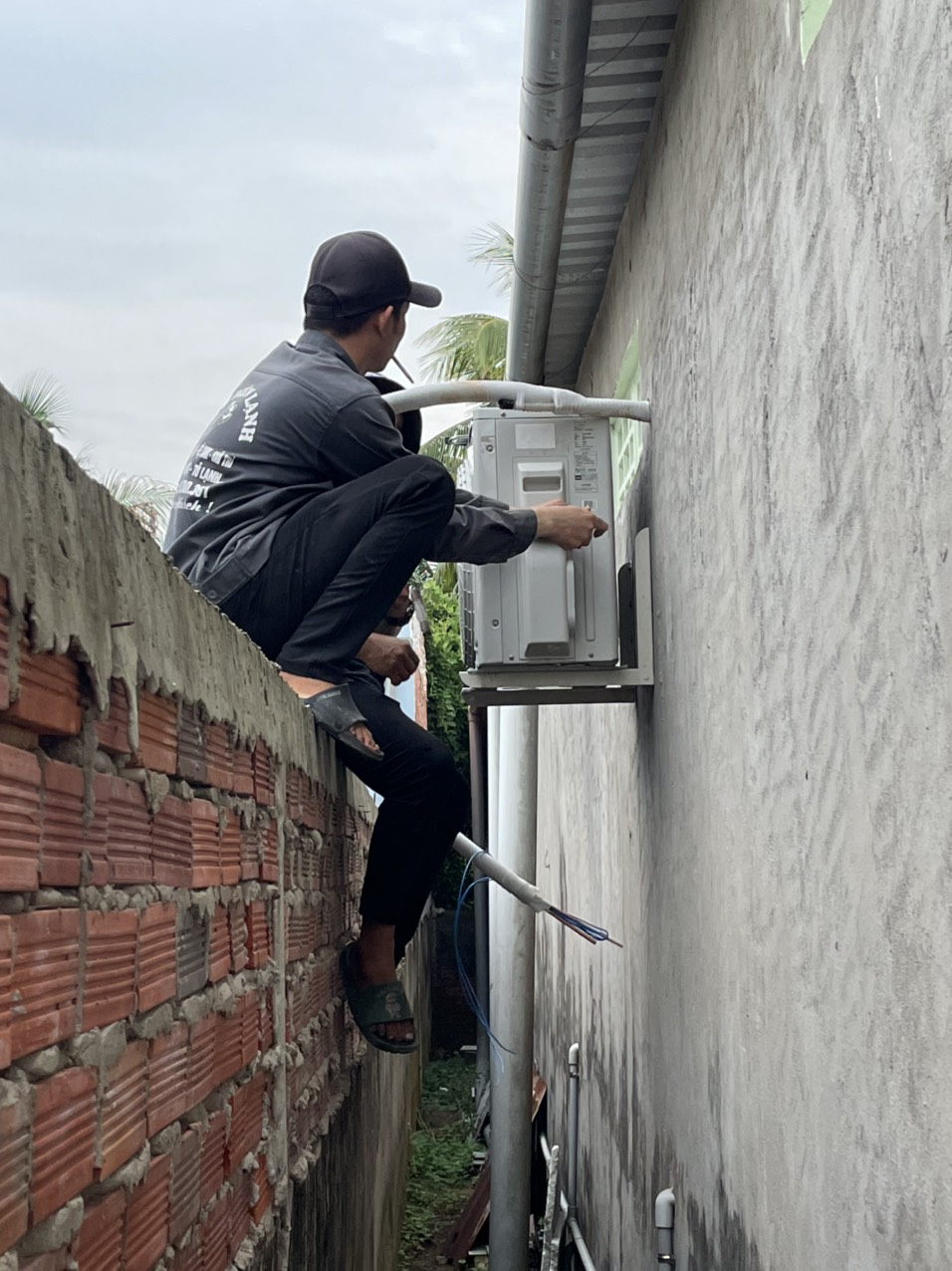 Vệ Sinh Máy Lạnh