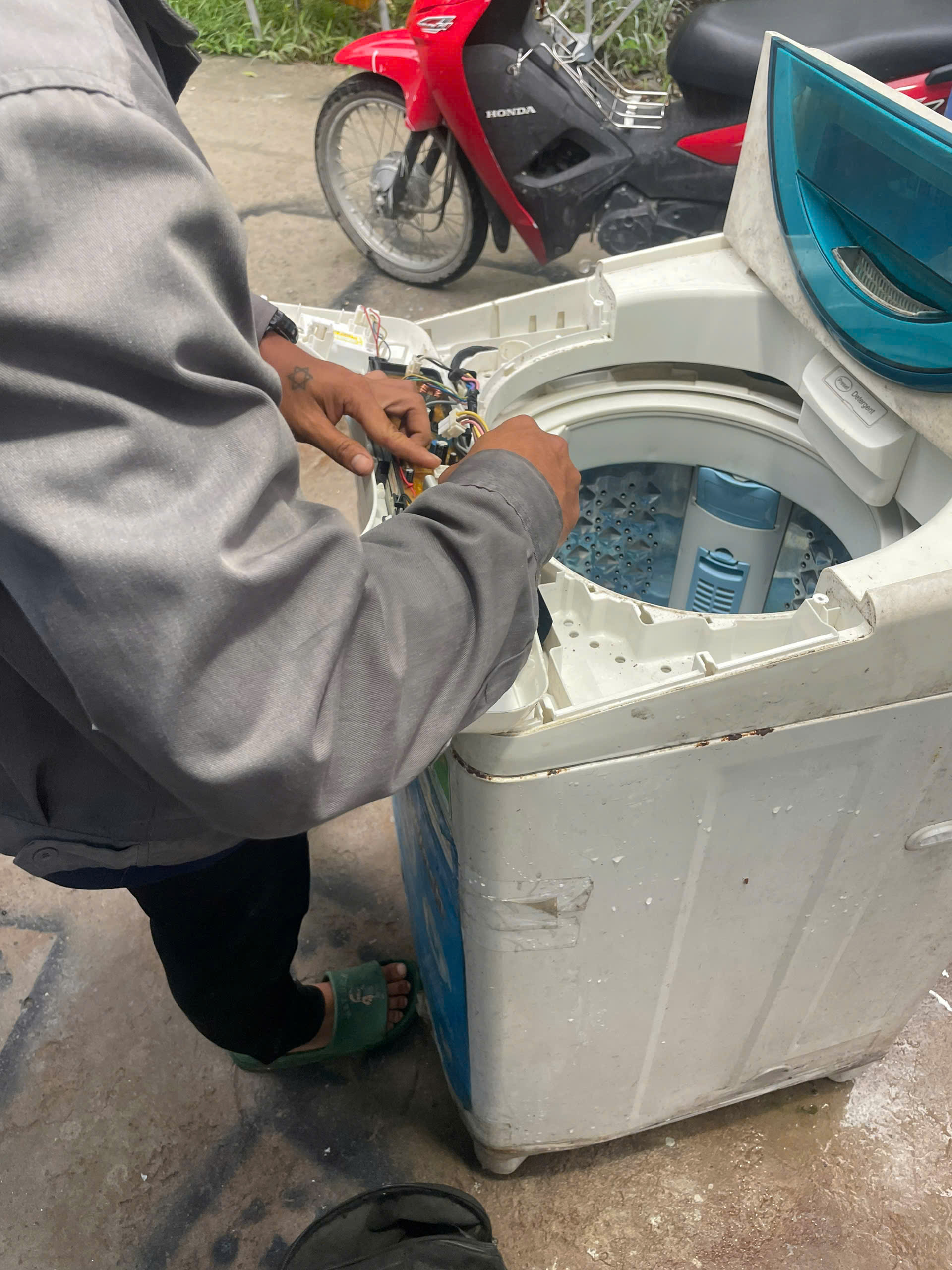 Sửa Chữa Máy Giặt Aqua Tại Bến Tre