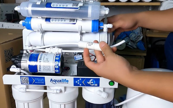 Thợ Sửa Máy Lọc Nước Tại Nhà Bến Tre