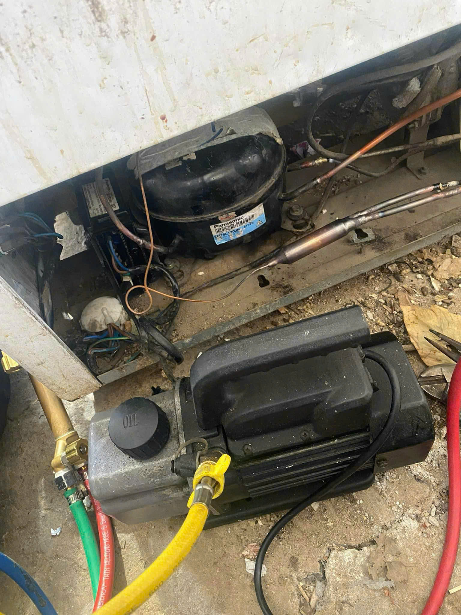 Bơm Gas Tủ Lạnh Tại Tiên Thủy Bến Tre