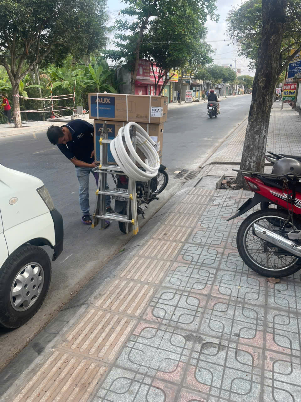 Tuyển Dụng Thợ điện Lạnh Bến Tre – Thợ Chính, Thợ Phụ, Học Việc